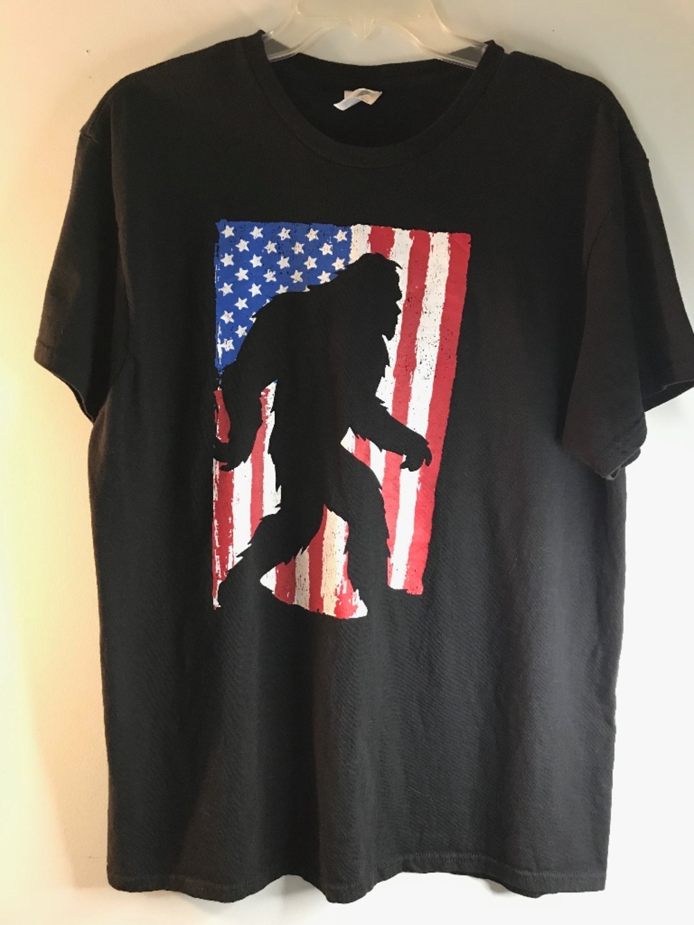 Delta Pro Weight Large Mens Black Shirt American Flag Sasquatch